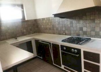 Cucina - Trilocale vicolo Ortaggio, Golasecca - foto 12