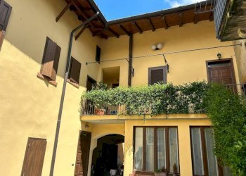 Facciata - Three-room apartment vicolo Ortaggio, Golasecca - photo 2