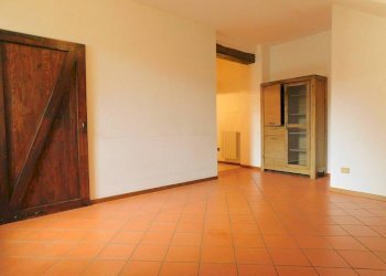 Soggiorno - Three-room apartment vicolo Ortaggio, Golasecca - photo 5
