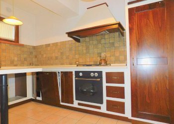 Cucina - Three-room apartment vicolo Ortaggio, Golasecca - photo 9