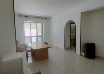 IMG20240826112421.jpg - Quadrilocale Bova Marina - foto 3