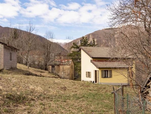 Casa indipendente Frassinoro - foto 3