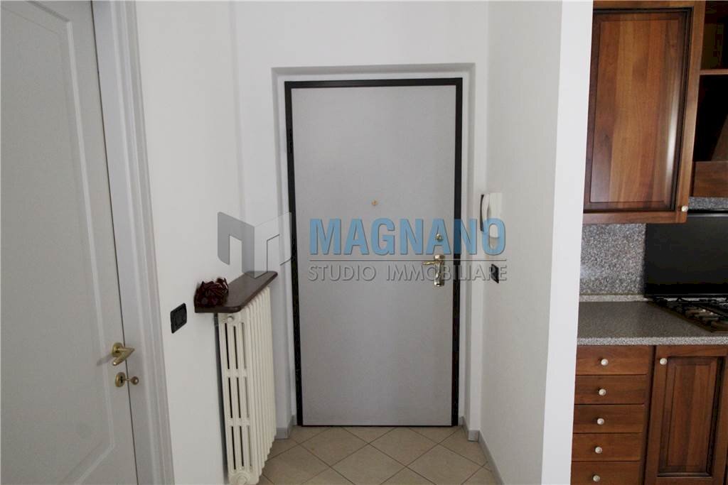 Two-room apartment Cavour - photo 1