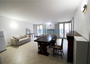 Two-room apartment Cavour - photo 2