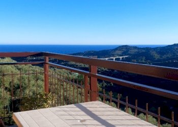 terrazzo (1).jpg - Trilocale Via Don Sasso, Civezza - foto 1