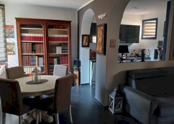 Salone - Two-room apartment via Giardinieri, 19, Bra - photo 25