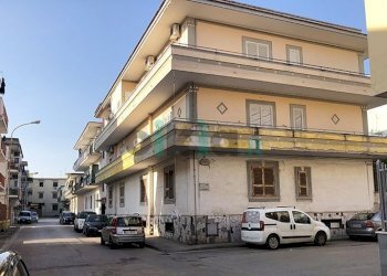 Box Via Domenico Cimarosa, Sant'Antimo - photo 2