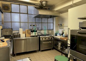 Bar Tavola Calda - Fredda Via Bidone, 33, Torino (zona San Salvario) - foto 8