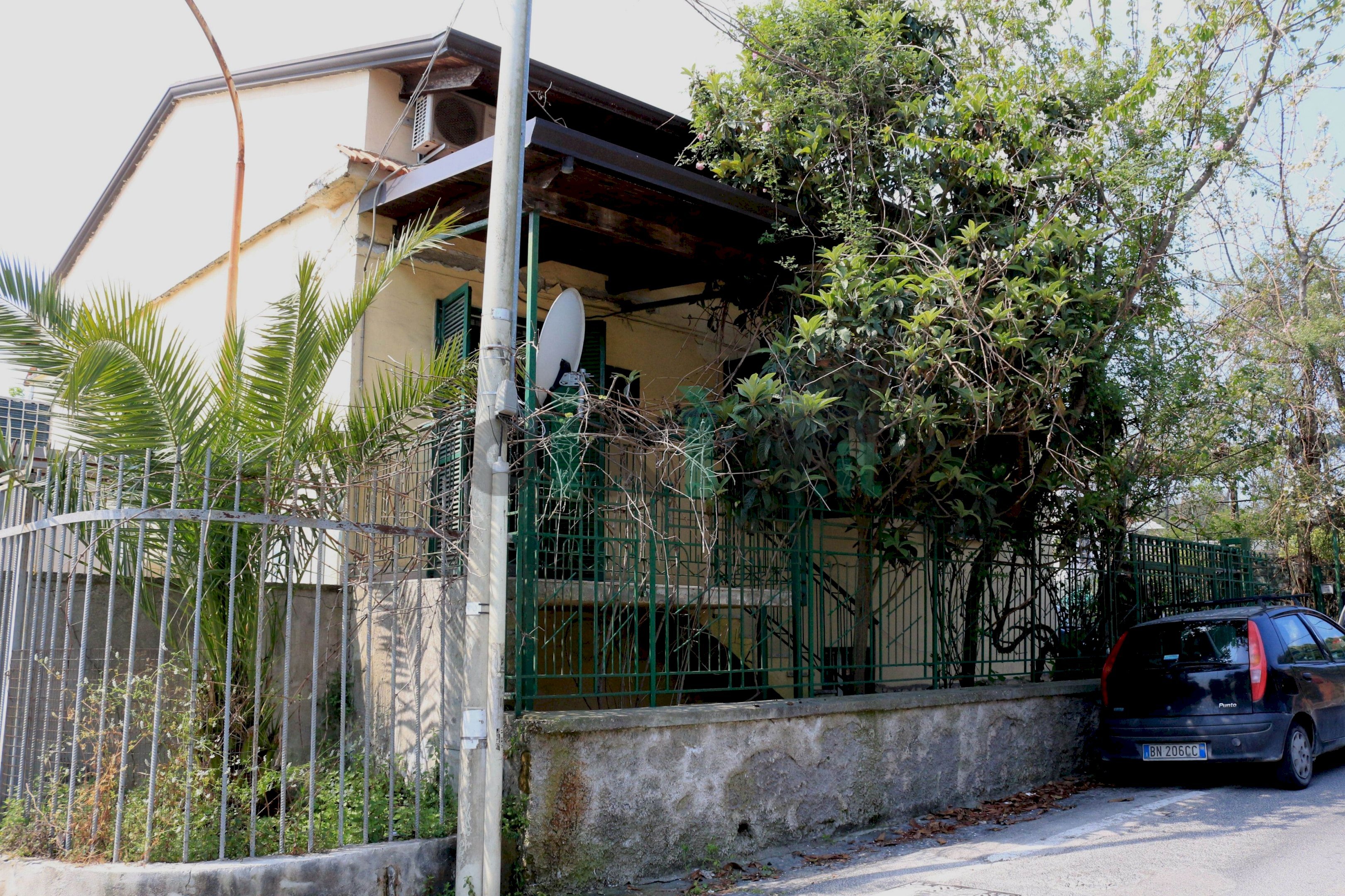 Villa Unifamiliare via Quagliariello, Napoli (zona Chiaiano) - foto 1