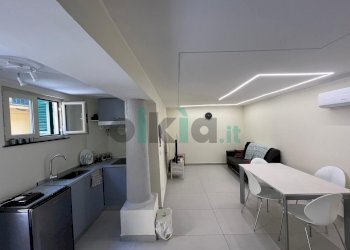 Appartamento vicolo Santa Maria a Cappella Vecchia, Napoli (zona Chiaia) - foto 5