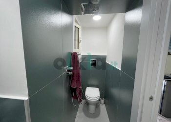 Appartamento vicolo Santa Maria a Cappella Vecchia, Napoli (zona Chiaia) - foto 8