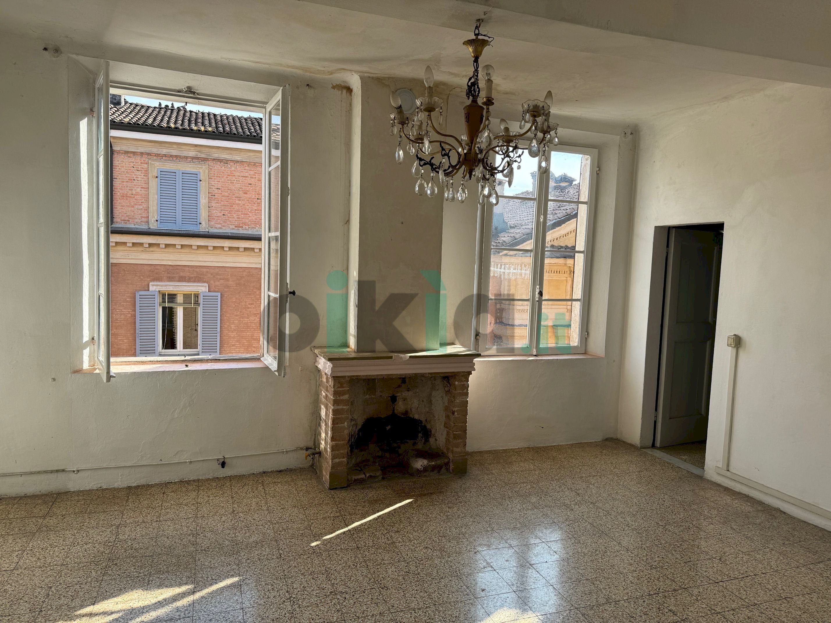 sala - Trilocale largo sant eufemia, Modena (zona Centro Storico) - foto 1