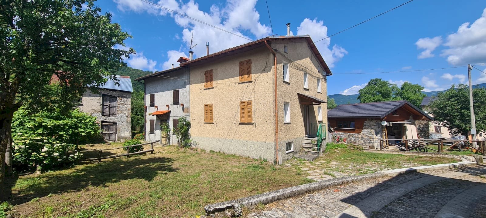 Independent house Rezzoaglio - photo 1
