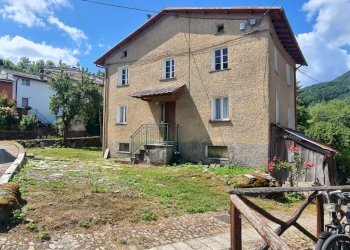 Casa indipendente Rezzoaglio - foto 2