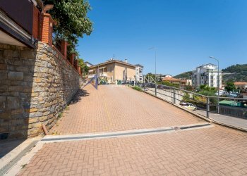 Magazzino Taggia - foto 9