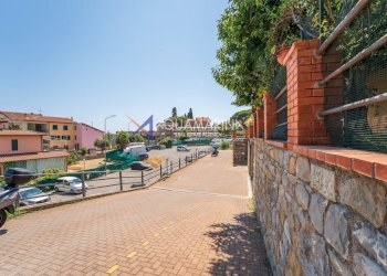 Magazzino Taggia - foto 10