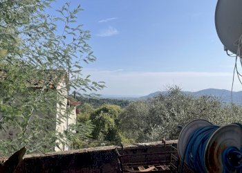 IMG_4322.jpg - Rustic Fosdinovo - photo 9