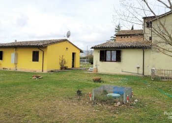 25.jpg - Casale Via Buglicheto 2, Bevagna - foto 25