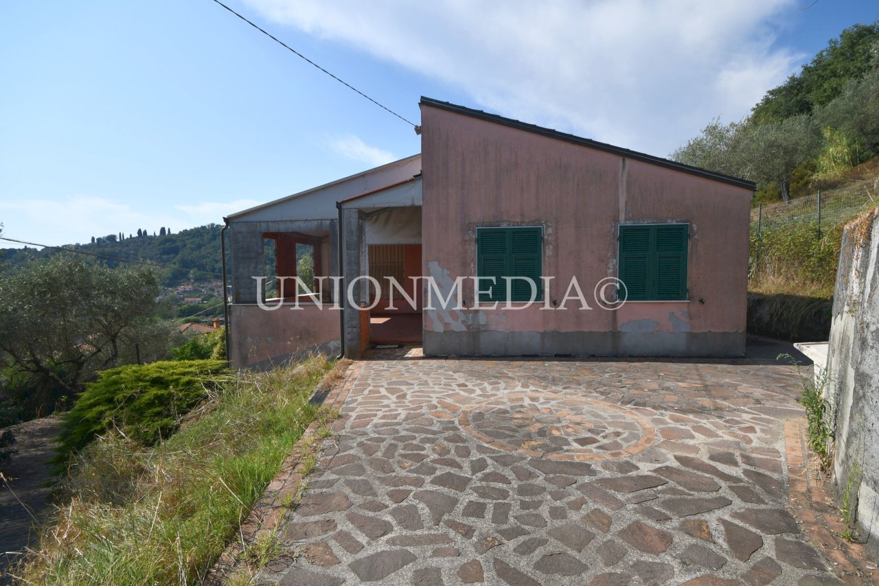 1 SARZANA VILLA INDIPENDENTE CON TERRENO.jpg - Villa Via dei molini, Sarzana - foto 1
