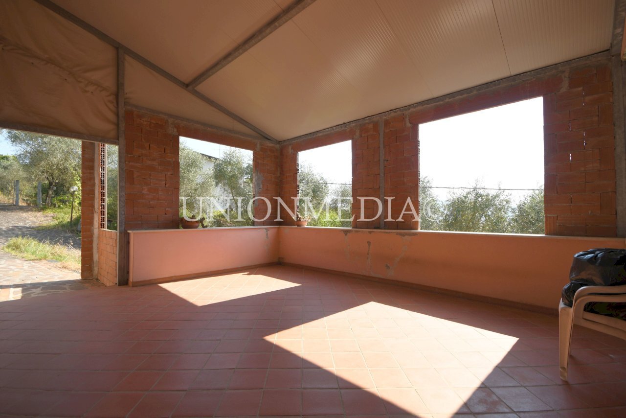 3 SARZANA VILLA INDIPENDENTE CON TERRENO.jpg - Villa Via dei molini, Sarzana - foto 3