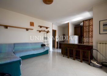 6 SARZANA VILLA INDIPENDENTE CON TERRENO.jpg - Villa Via dei molini, Sarzana - foto 6