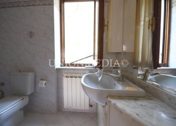 17 SARZANA VILLA INDIPENDENTE CON TERRENO.jpg - Villa Via dei molini, Sarzana - foto 17