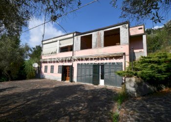 25 SARZANA VILLA INDIPENDENTE CON TERRENO.jpg - Villa Via dei molini, Sarzana - foto 25
