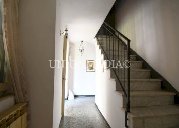 11 SARZANA CASA BIFAMILIARE DA RISTRUTTURARE GIARD - Independent house via dei molini, Sarzana - photo 11