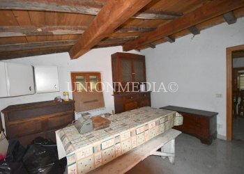 19 SARZANA CASA BIFAMILIARE DA RISTRUTTURARE GIARD - Independent house via dei molini, Sarzana - photo 19