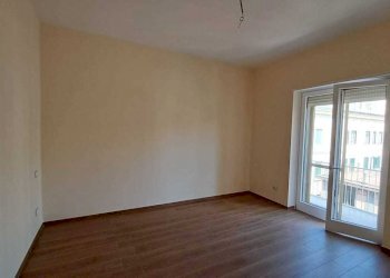 0dcbea58-9a88-484d-b5e3-197bea67c513.jpg - Trilocale Corso Vittorio Emanuele 111, Salerno - foto 2