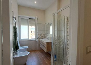 dc6be3f3-720e-4ba3-a99e-d050da66c63f.jpg - Trilocale Corso Vittorio Emanuele 111, Salerno - foto 29