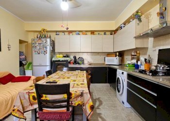 Casa semi indipendente Via Roma, Castelnuovo Belbo - foto 3