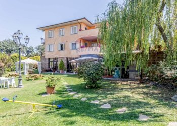 Hotel - Accommodation facility strada Forocassio, Vetralla - photo 1