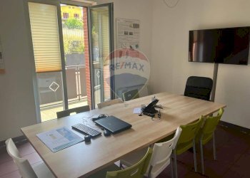 Office Via Lungolago di Calcinate, Varese (neighborhood Calcinate del Pesce) - photo 20