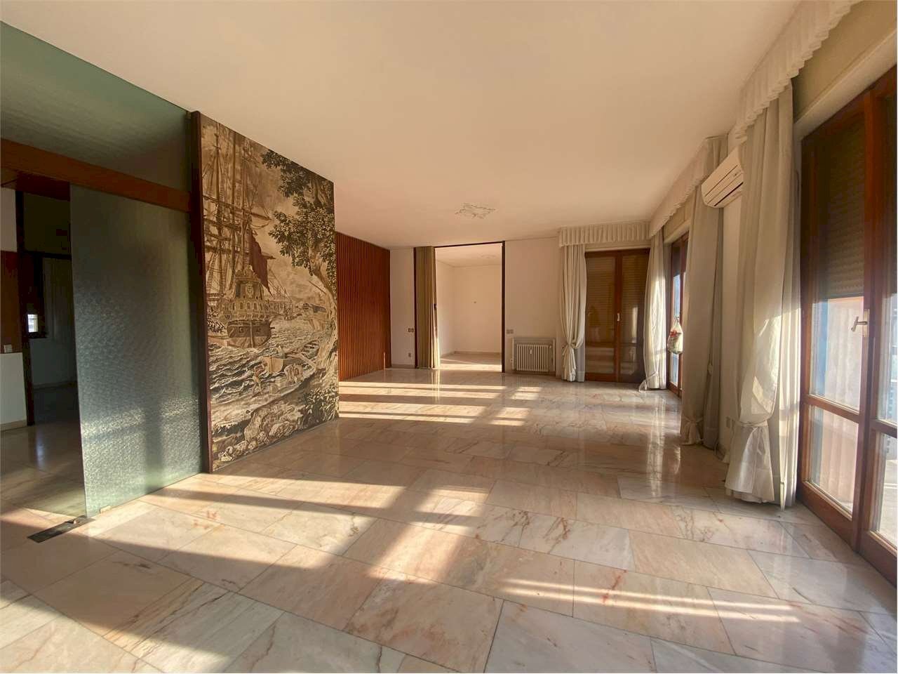 Attic Modena - photo 1