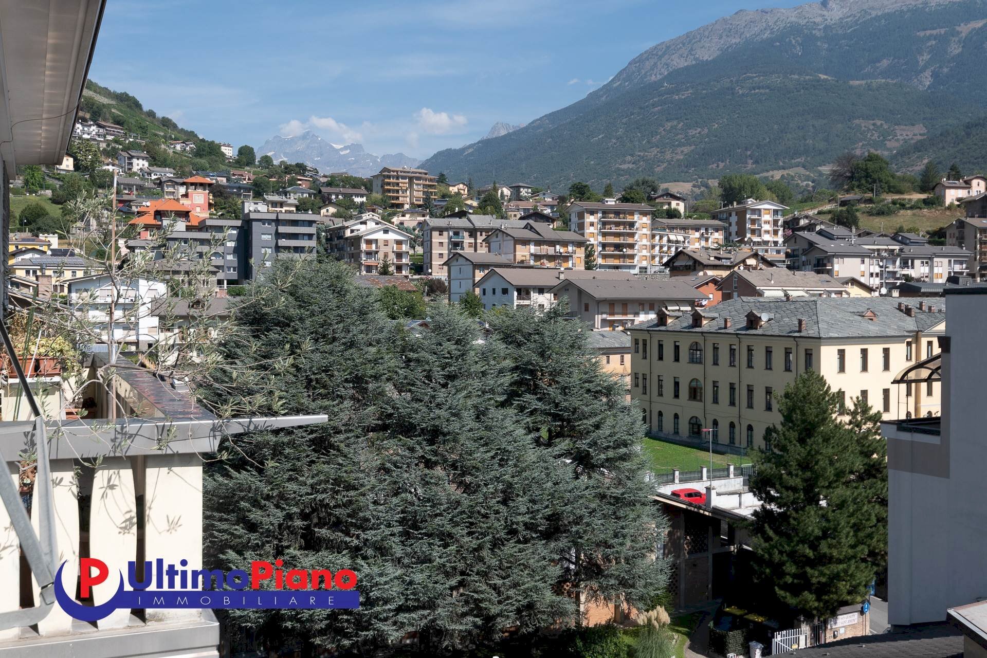 Attic Via Innocenzo V papa 12, 12, Aosta - photo 1