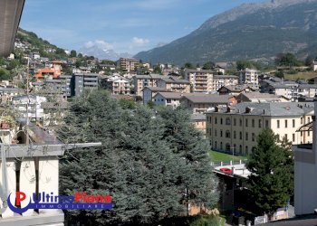 Attico Via Innocenzo V papa 12, 12, Aosta - foto 1