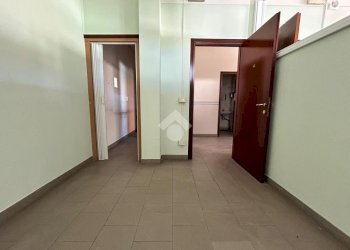 Laboratory Via Grandi, Sant'Ilario d'Enza - photo 8