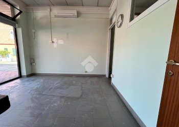 Laboratory Via Grandi, Sant'Ilario d'Enza - photo 10