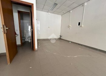Laboratory Via Grandi, Sant'Ilario d'Enza - photo 12