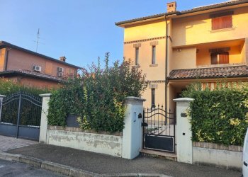 Terraced Villa Castellarano - photo 4