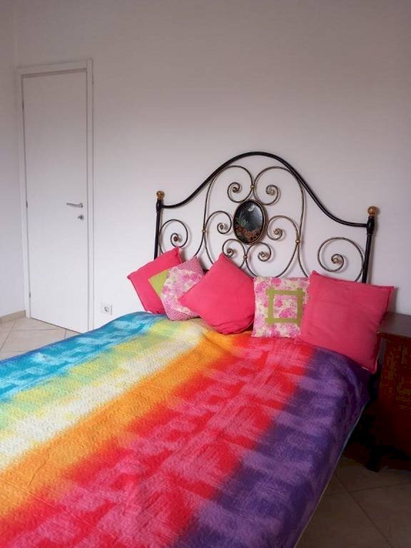 Camera da letto - Quadrilocale via per Muceno, 47, Porto Valtravaglia - foto 3