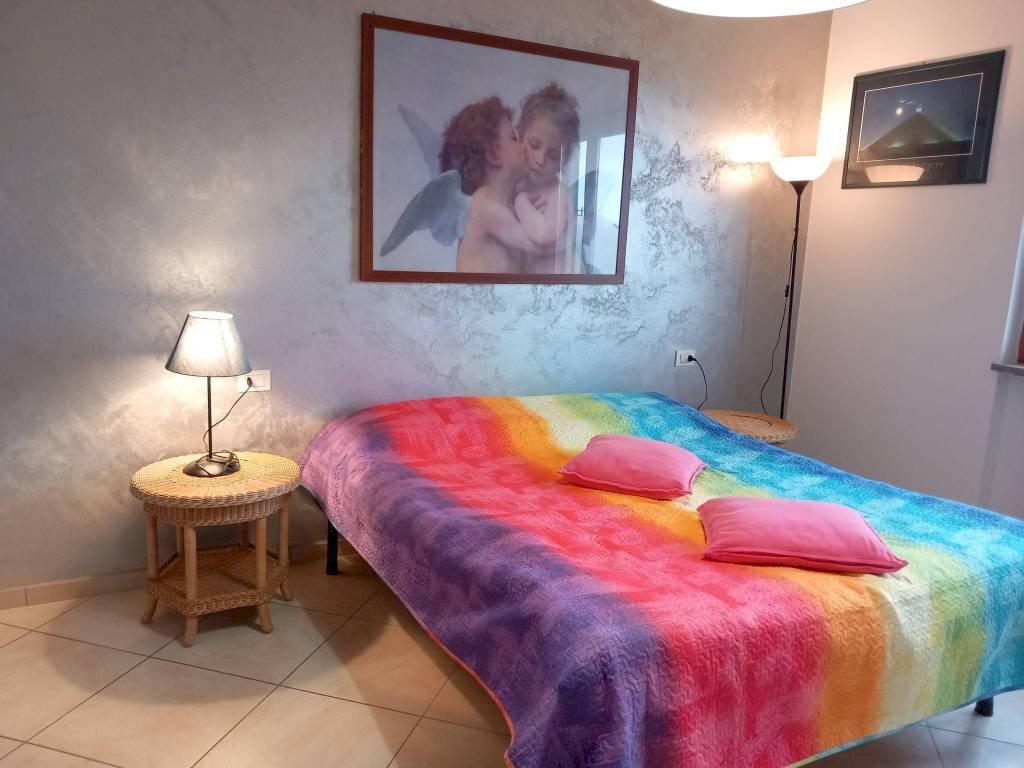 Camera da letto - Four-room apartment via per Muceno, 47, Porto Valtravaglia - photo 3