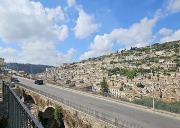 20240903_110131.jpg - Appartamento Via Guerrazzi, Modica - foto 1