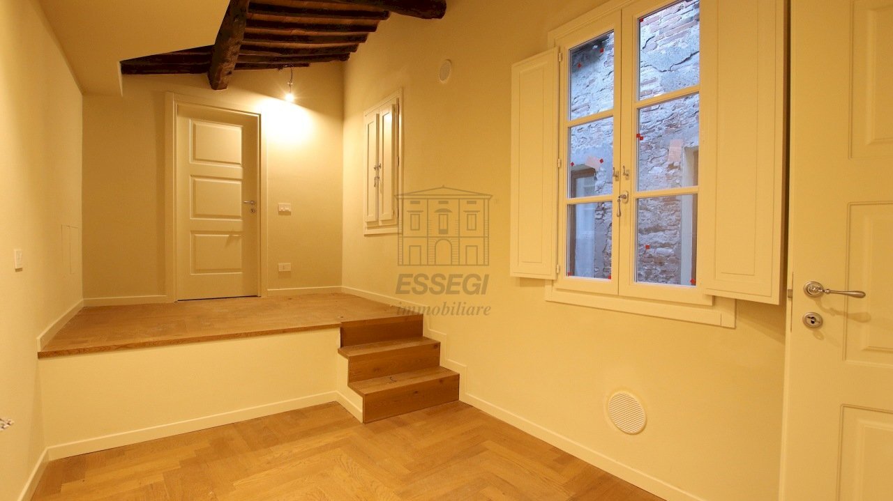 vendesi appartamento ristrutturato centro storico - Appartamento Piazza San Giusto, Lucca - foto 3