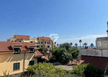 IMG_8530-800x600.jpg - Bilocale Via Aurelia 54, Loano - foto 8