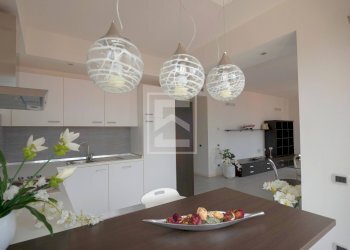 Attic via riccardo cozzaglio, Tremosine sul Garda - photo 2