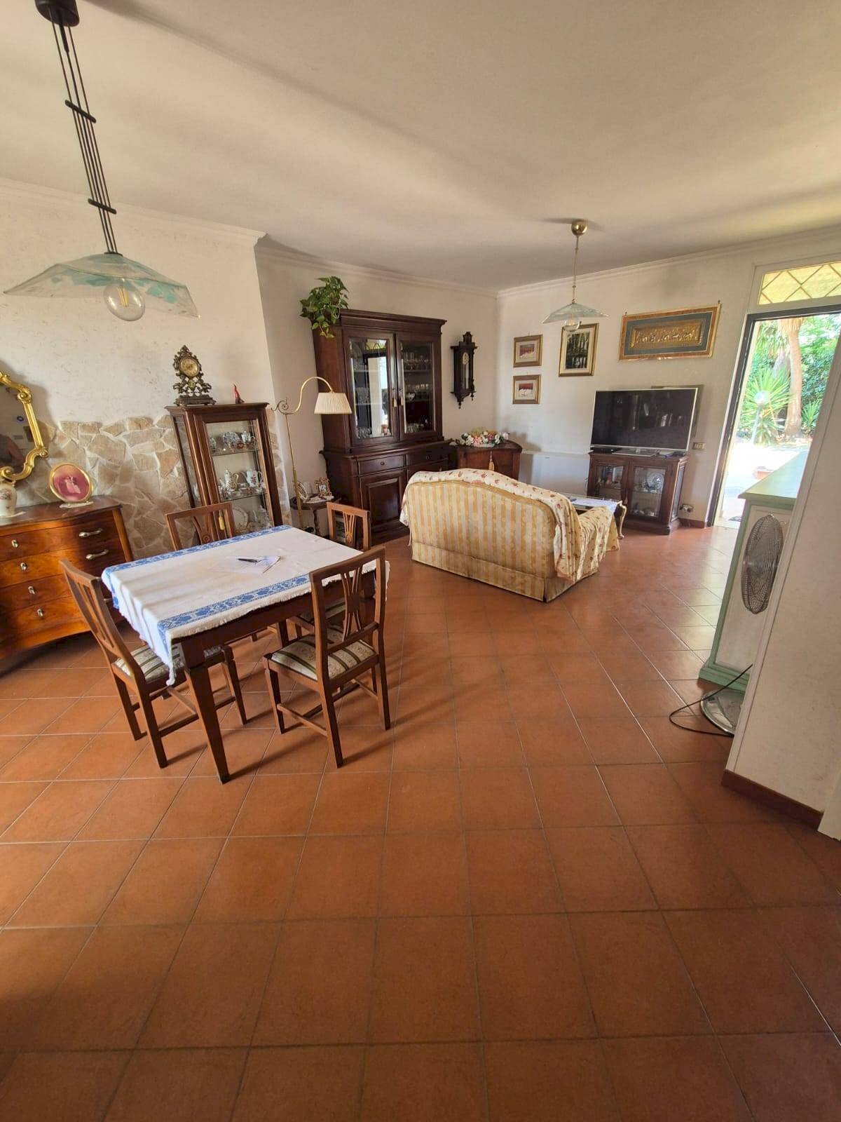 Villa Unifamiliare Via Monte Todi, Guidonia Montecelio - foto 3
