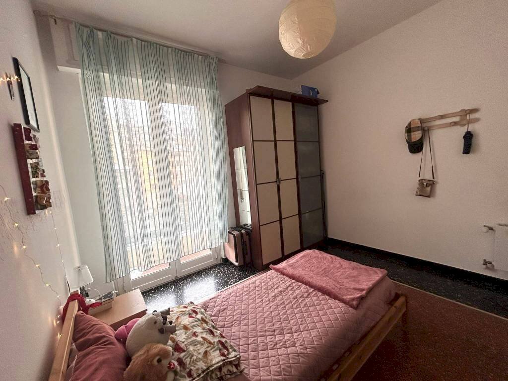 Camera da letto - Terreno non edificabile salita Antonio Giusti, 5, Genova (zona Principe) - foto 3