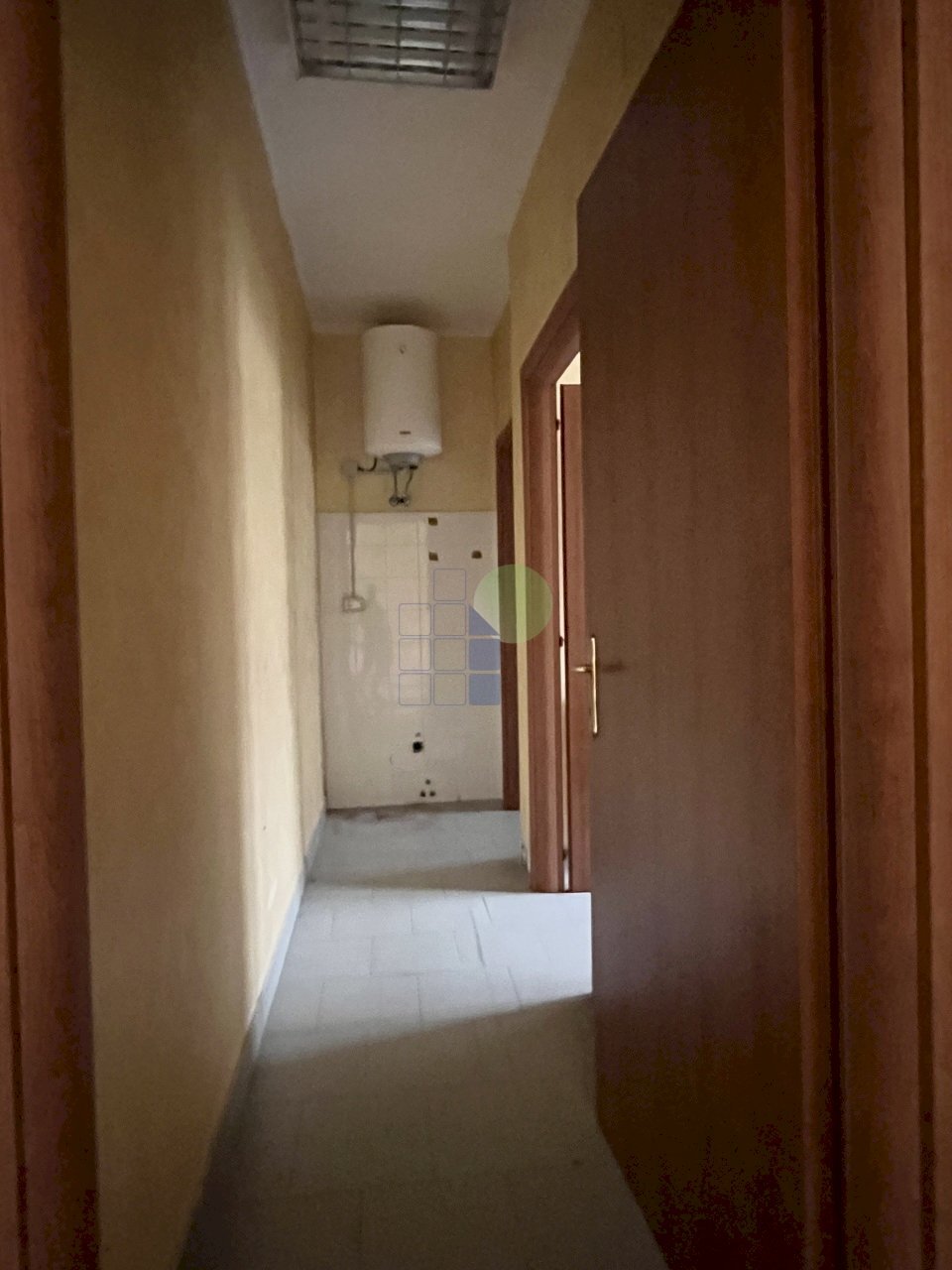 disimpegno ai servizi - Posto Auto Via Guido Rossa 44, Rosignano Marittimo - foto 3